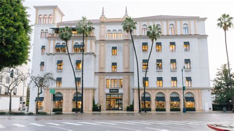 Saks Fifth Avenue Opens in Beverly Hills at Old Barneys Location 